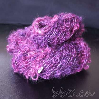 Handspun Yarn - Bouclé purple - mohair and cotton
