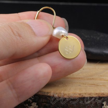 Stitch Markers: Set of 8 Gold Engraved knitting abbreviations